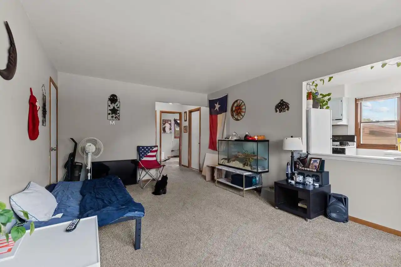 2nd image of 1842 Evans Street Street, Oshkosh, WI 54901 | MLS# 50331153