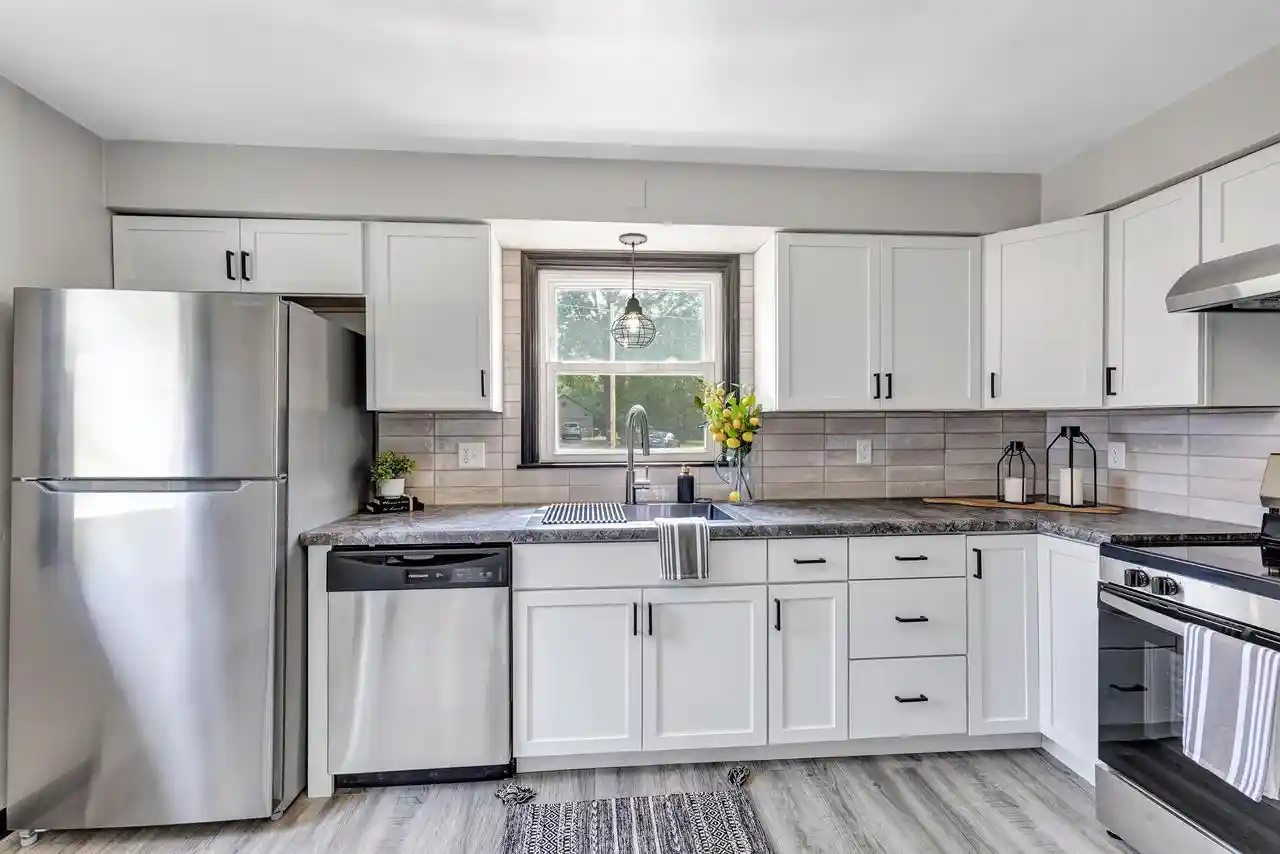 24th image of 2302 Glendale Avenue Avenue, Green Bay, WI 54303 | MLS# 50331160