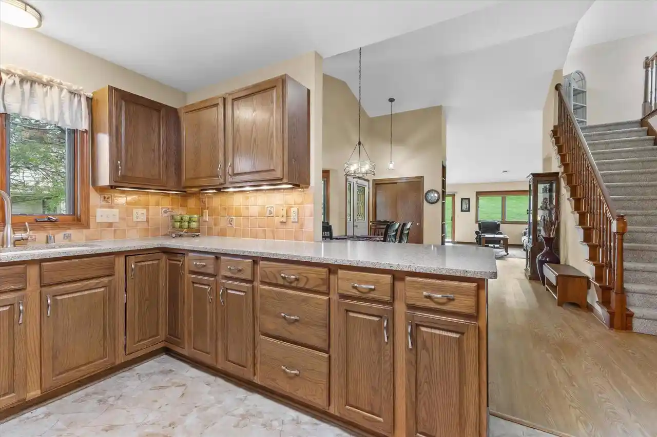 32nd image of 413 Greenvalley Dr Dr, Mount Pleasant, WI 53406 | MLS# 1976596