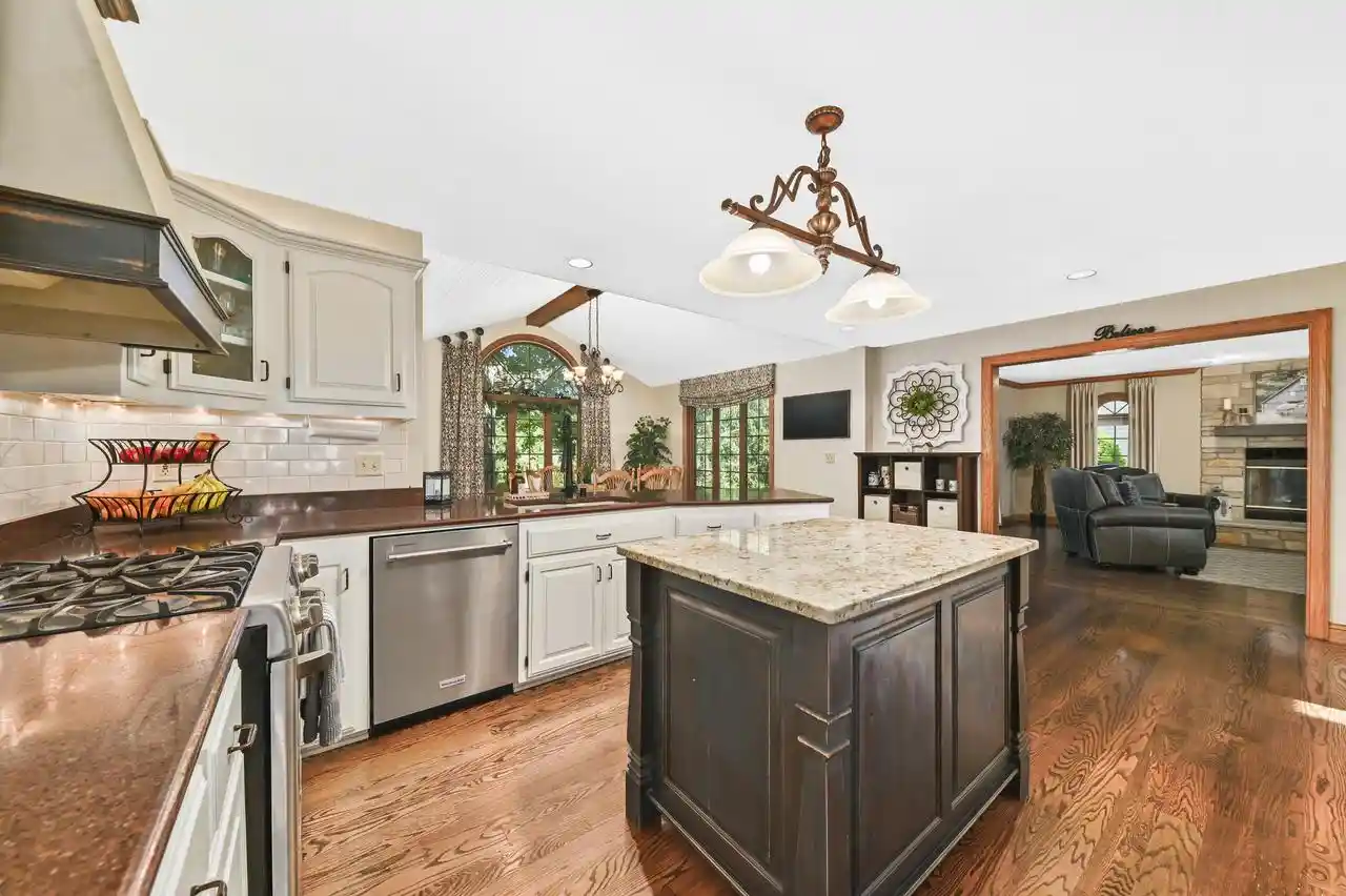 2nd image of W168n10307 Wildrose Lane Lane, Germantown, WI 53022 | MLS# 1976604
