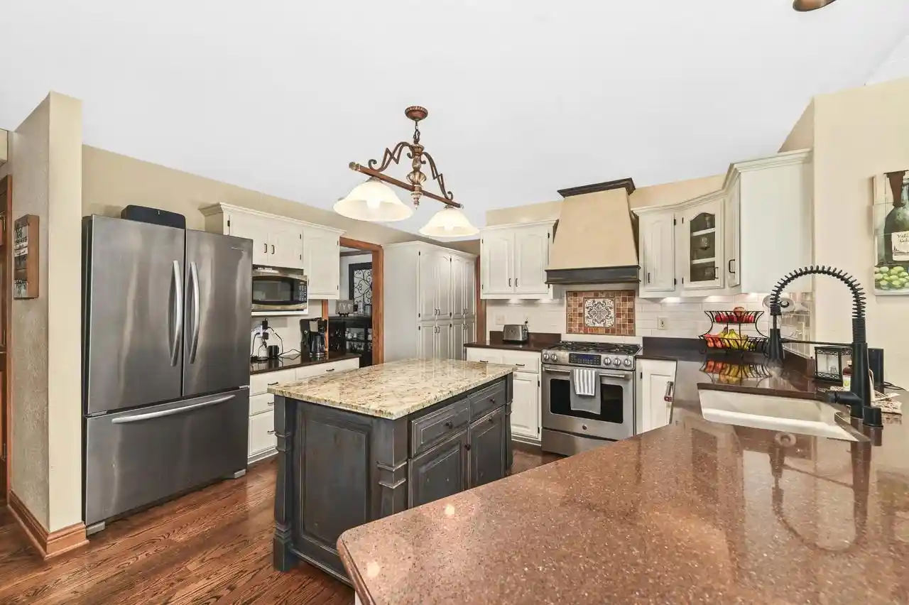 3rd image of W168N10307 Wildrose Lane Lane, Germantown, WI 53022 | MLS# 1976604