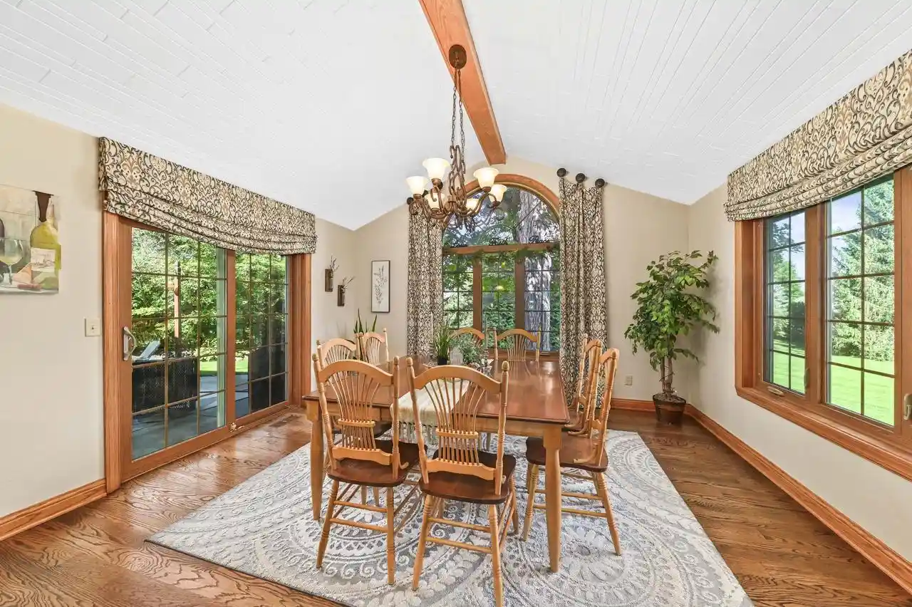 5th image of W168N10307 Wildrose Lane Lane, Germantown, WI 53022 | MLS# 1976604