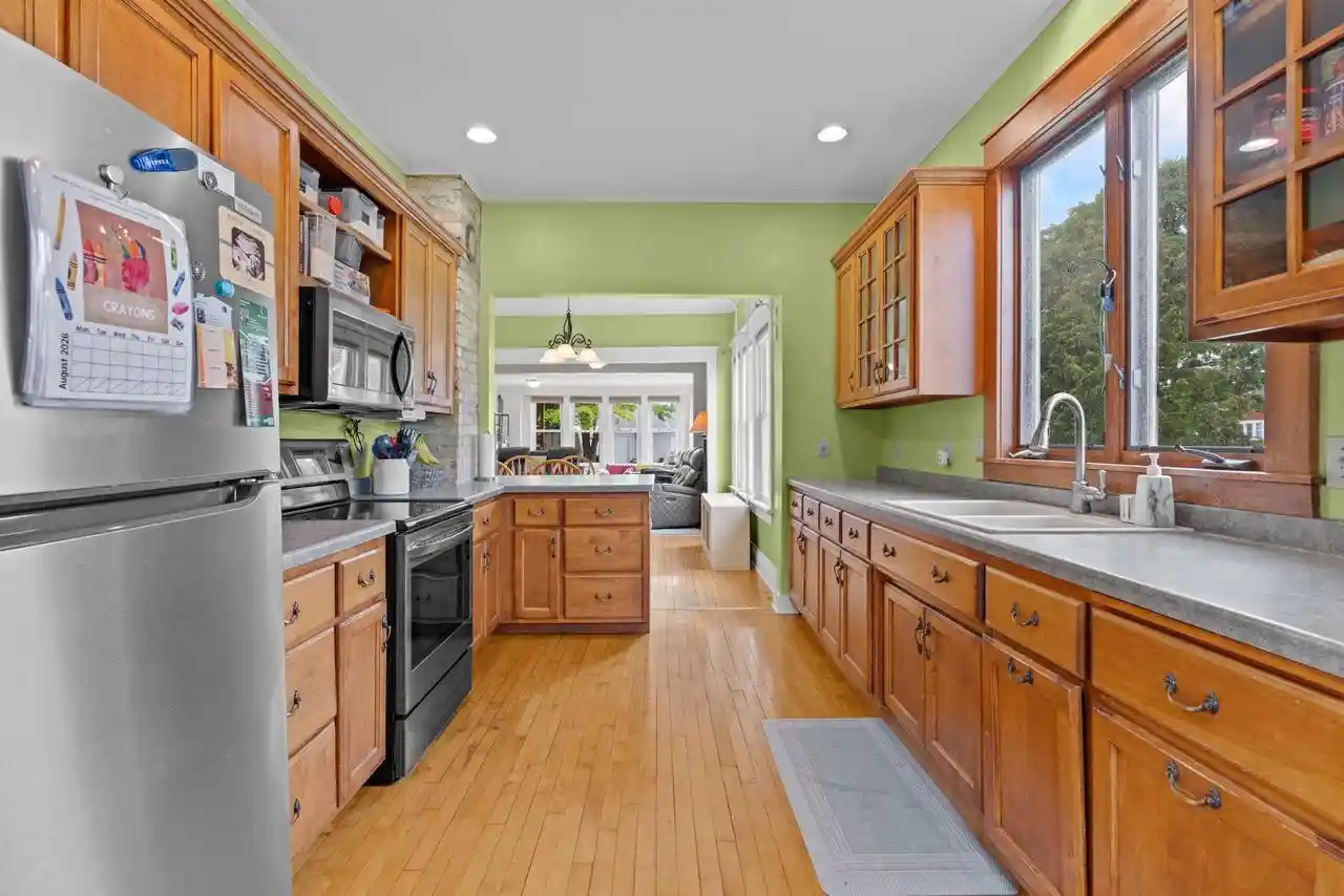 2nd image of 108 Lilac Dr Dr, Francis Creek, WI 54214 | MLS# 50331166