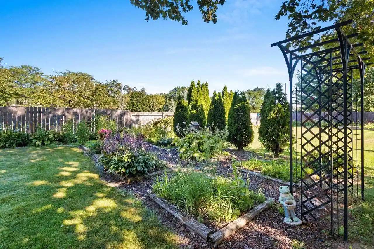 Photo 4 of Sale Pending at 2766 Berken Court Court, Green Bay, WI 54304 | MLS# 50331168 | Listing updated on 2026-09-24