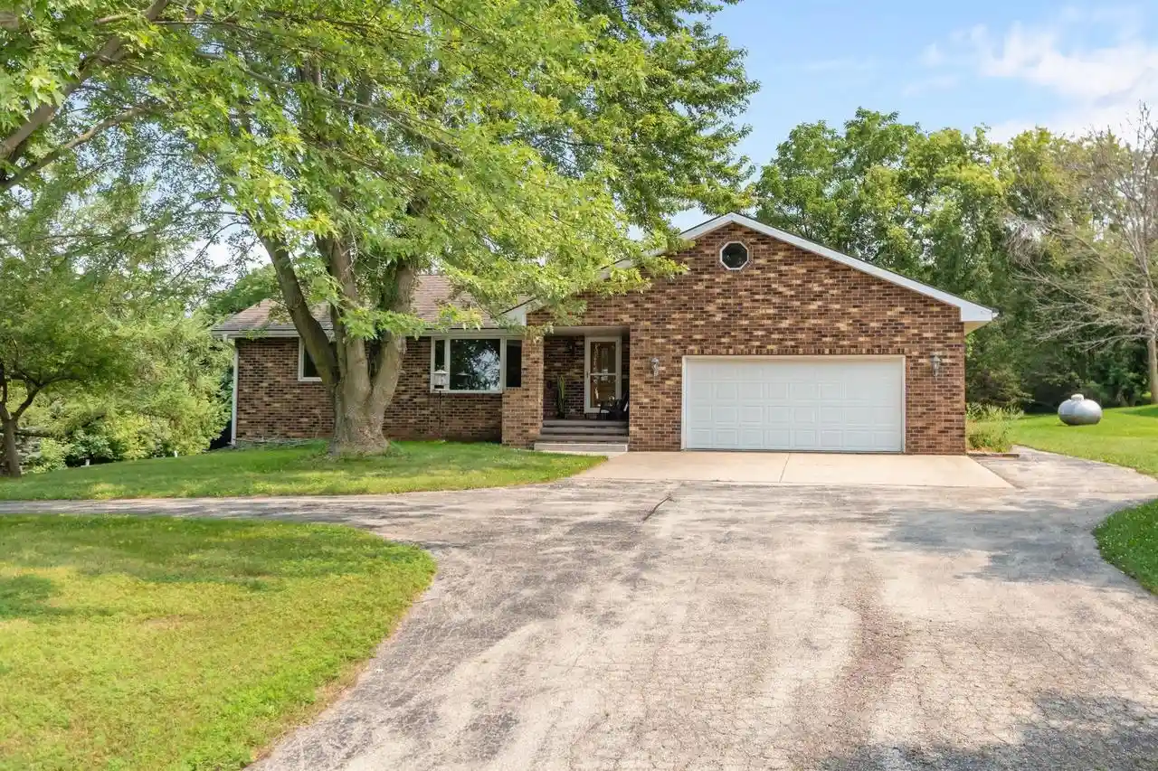 Photo 1 of Single family home for sale at N7488 French Road Road, Seymour, WI 54165 | MLS# 50331164 | Listing updated on 2026-08-28
