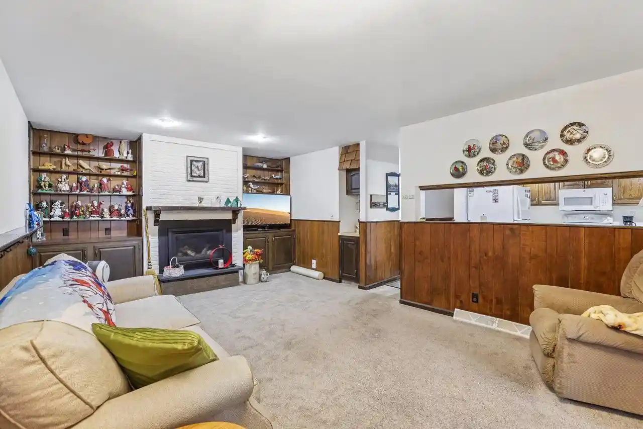 3rd image of 1615 N Poeppel Road Road, Fort Atkinson, WI 53538 | MLS# 1976610