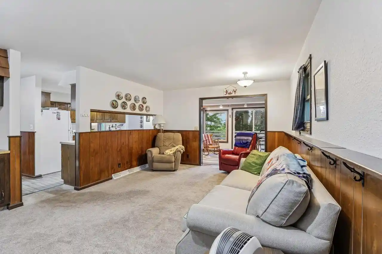 4th image of 1615 N Poeppel Road Road, Fort Atkinson, WI 53538 | MLS# 1976610