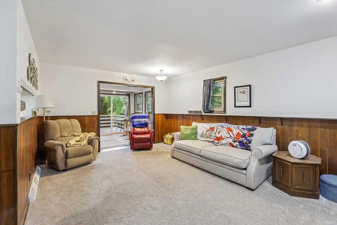 5th image of 1615 N Poeppel Road Road, Fort Atkinson, WI 53538 | MLS# 1976610