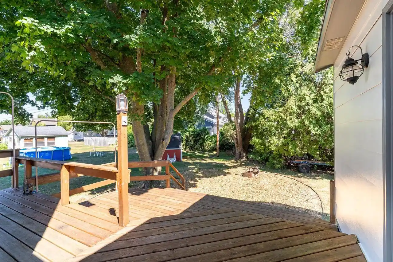 Photo 3 of Single family home for sale at 617 4Th Street Street, Oconto, WI 54153 | MLS# 50331173 | Listing updated on 2026-10-08