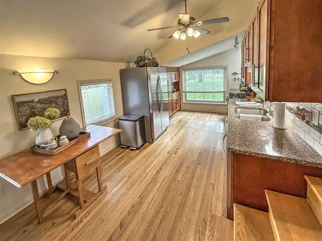 30th image of W140n11161 Country Aire Dr Dr Dr, Germantown, WI 53022 | MLS# 1976620