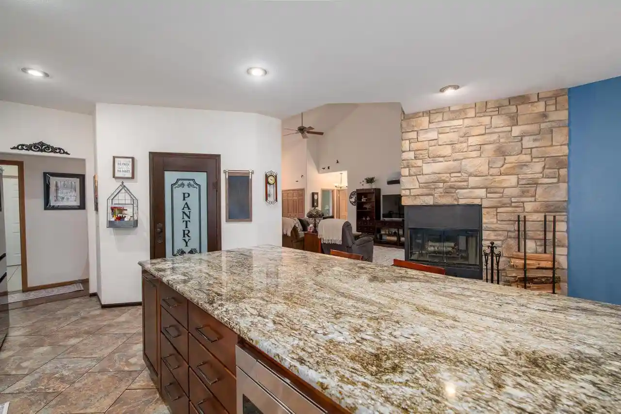 4th image of W13424 Burr Oak Court Court, Coloma, WI 54930 | MLS# 50331180
