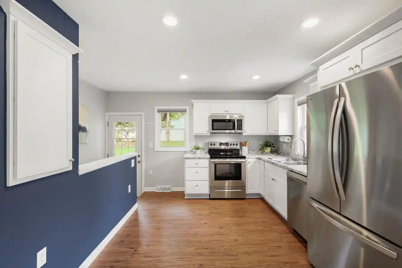 Photo 3 of Single family home for sale at 13 Arizona Cir, Madison, WI 53704 | MLS# 2030757 | Listing updated on 2026-09-15