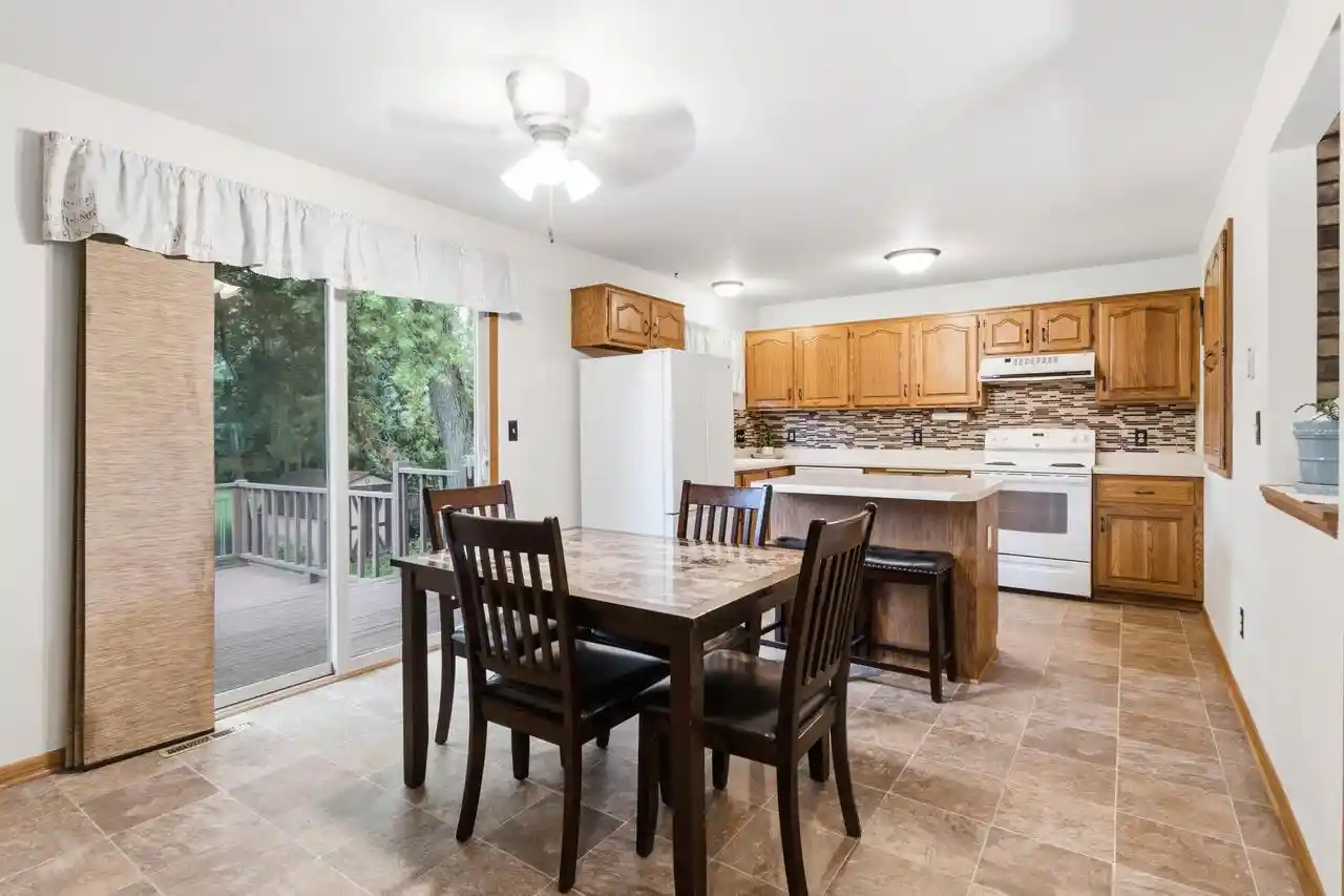 2nd image of 307 James Street Street, Watertown, WI 53098 | MLS# 1976631