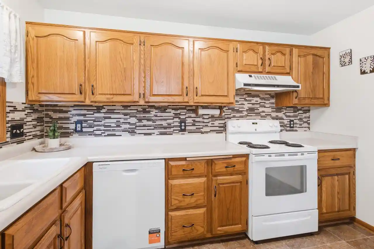 3rd image of 307 James Street Street, Watertown, WI 53098 | MLS# 1976631