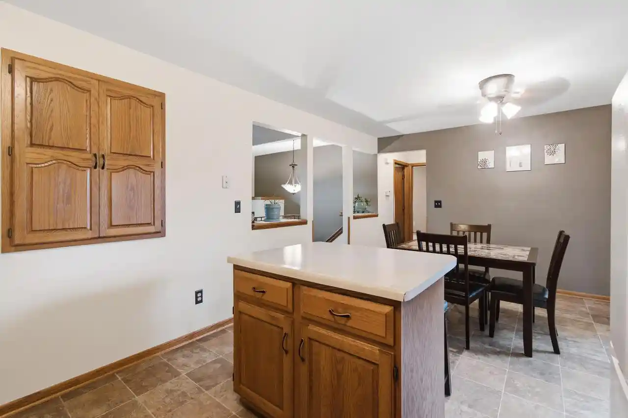 5th image of 307 James Street Street, Watertown, WI 53098 | MLS# 1976631