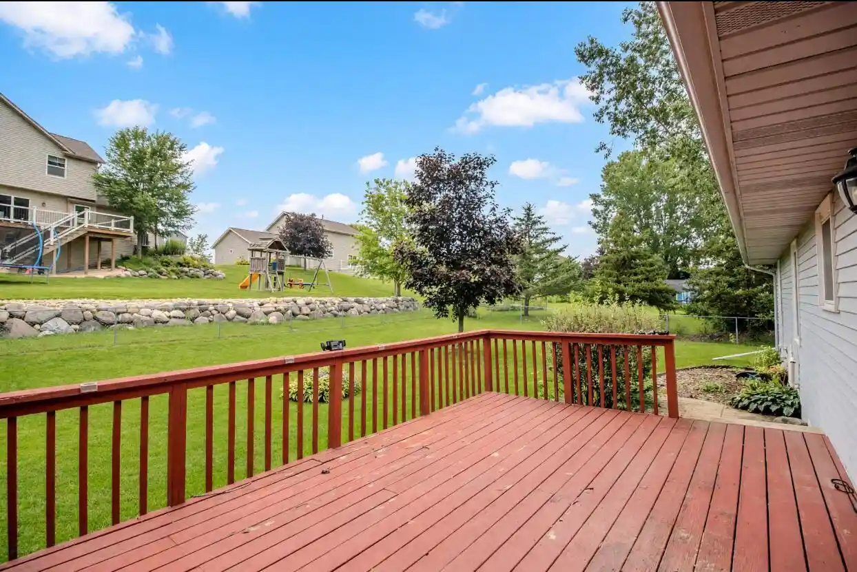 3rd image of 300 Martin Dr Dr, Fredonia, WI 53021 | MLS# 1976628