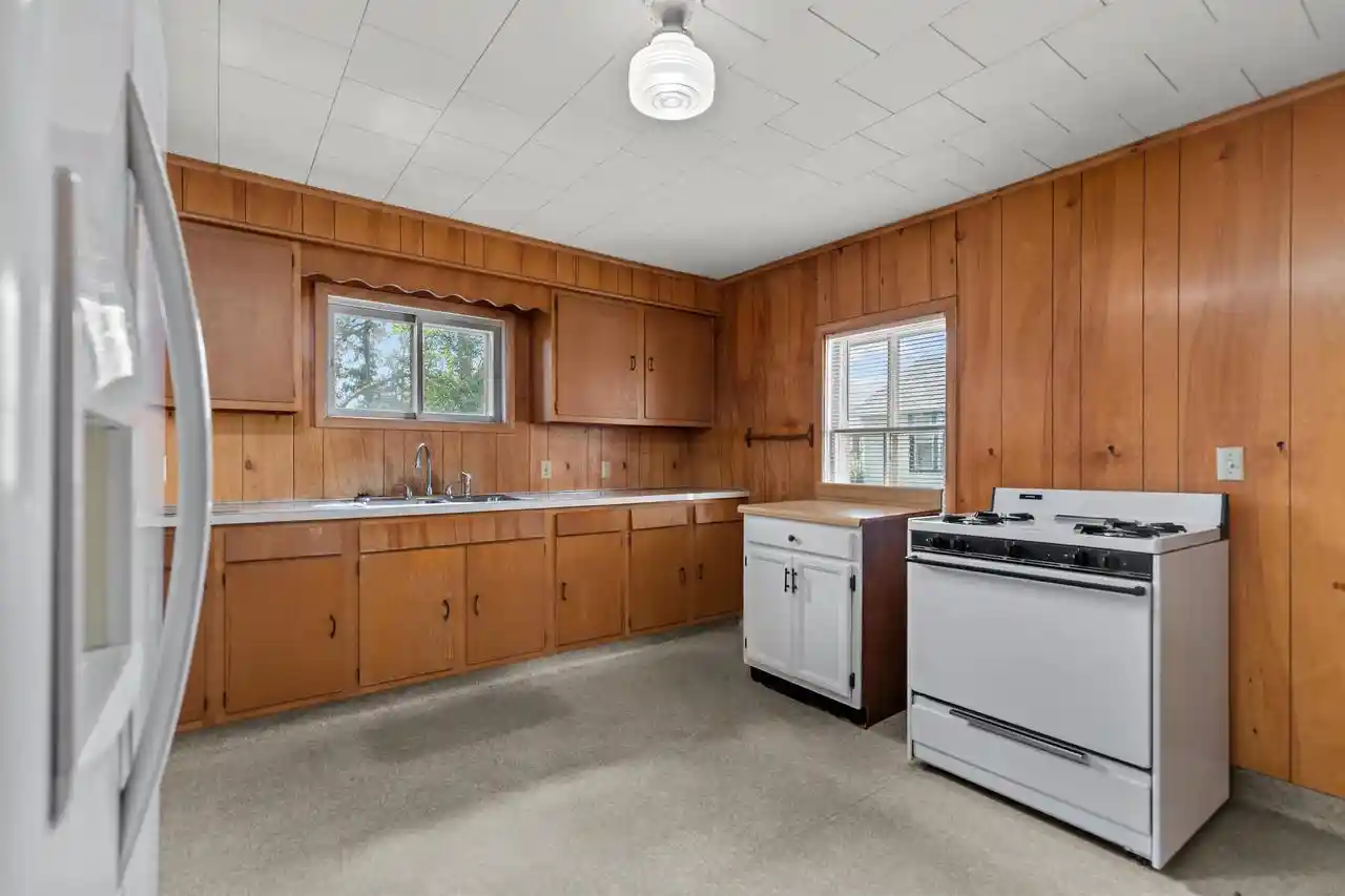 35th image of 541 Ceape Avenue Avenue, Oshkosh, WI 54901 | MLS# 50331196