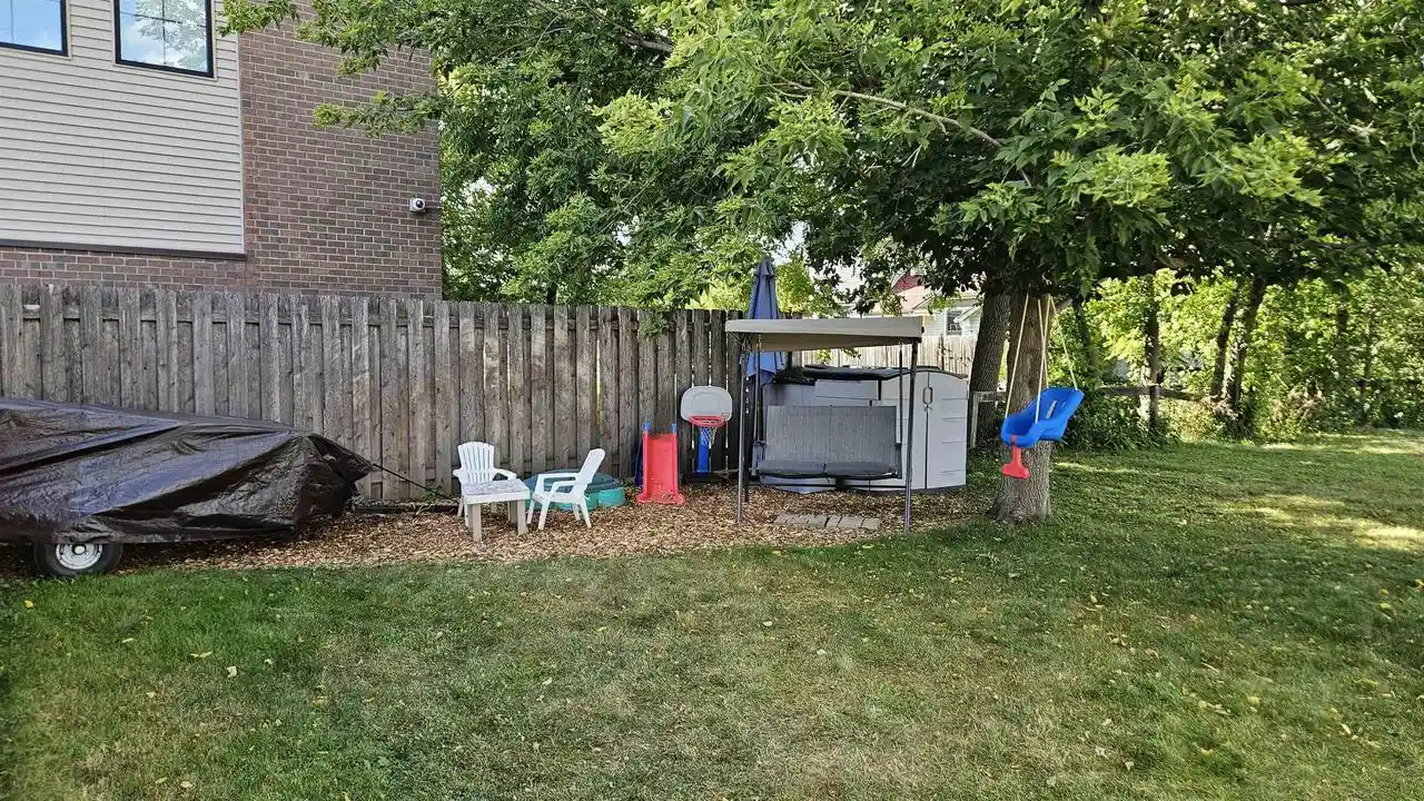 4th image of 403 N Clark Street Street, Appleton, WI 54911 | MLS# 50331212