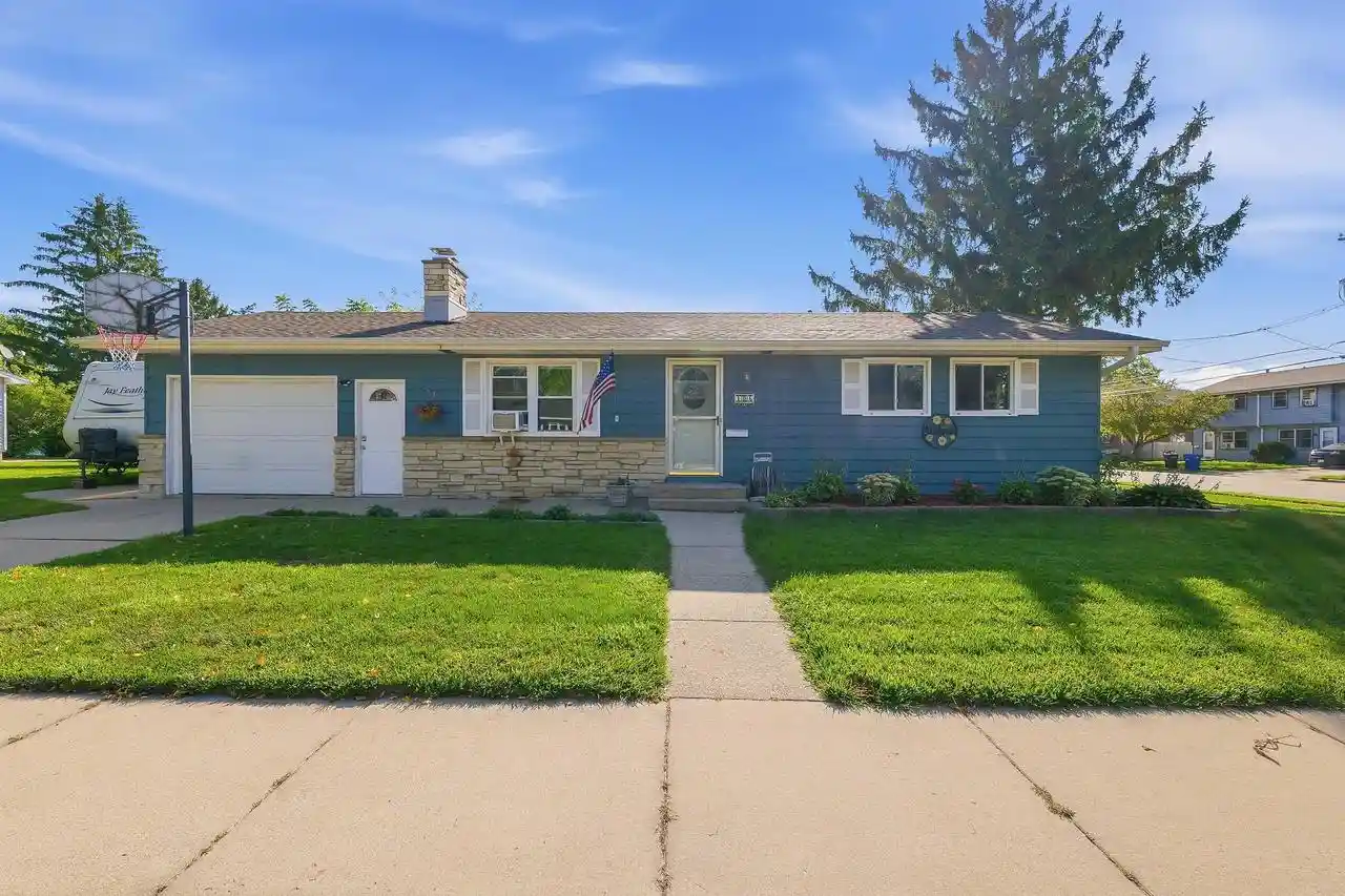1st image of 106 N Meadow Street Street, Oshkosh, WI 54902 | MLS# 50331214