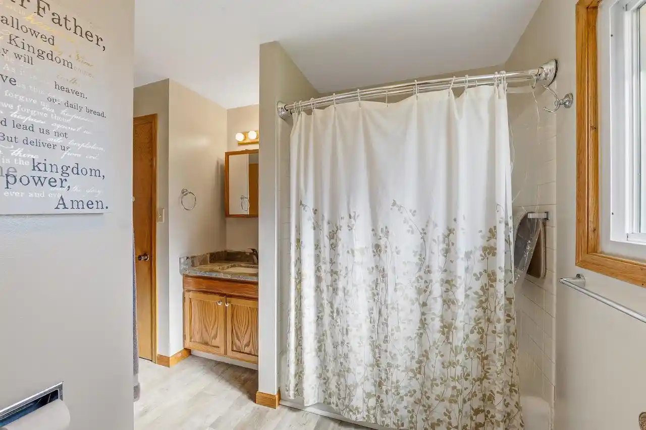 3rd image of 106 N Meadow Street Street, Oshkosh, WI 54902 | MLS# 50331214