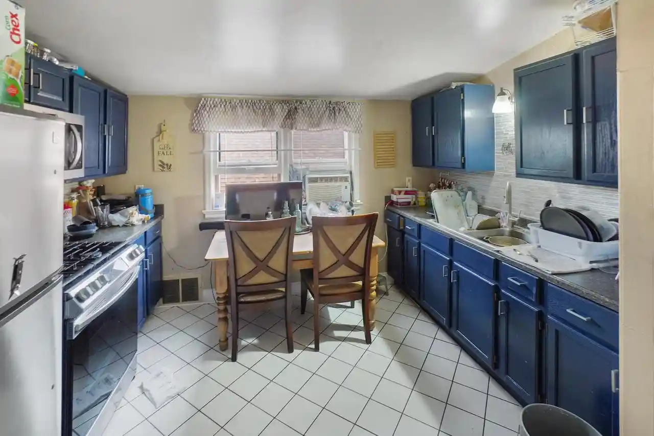 Listing Photo 5 - Condo for sale in building located at 1205 S 74th St St, West Allis, WI 53214 - Unit #1207