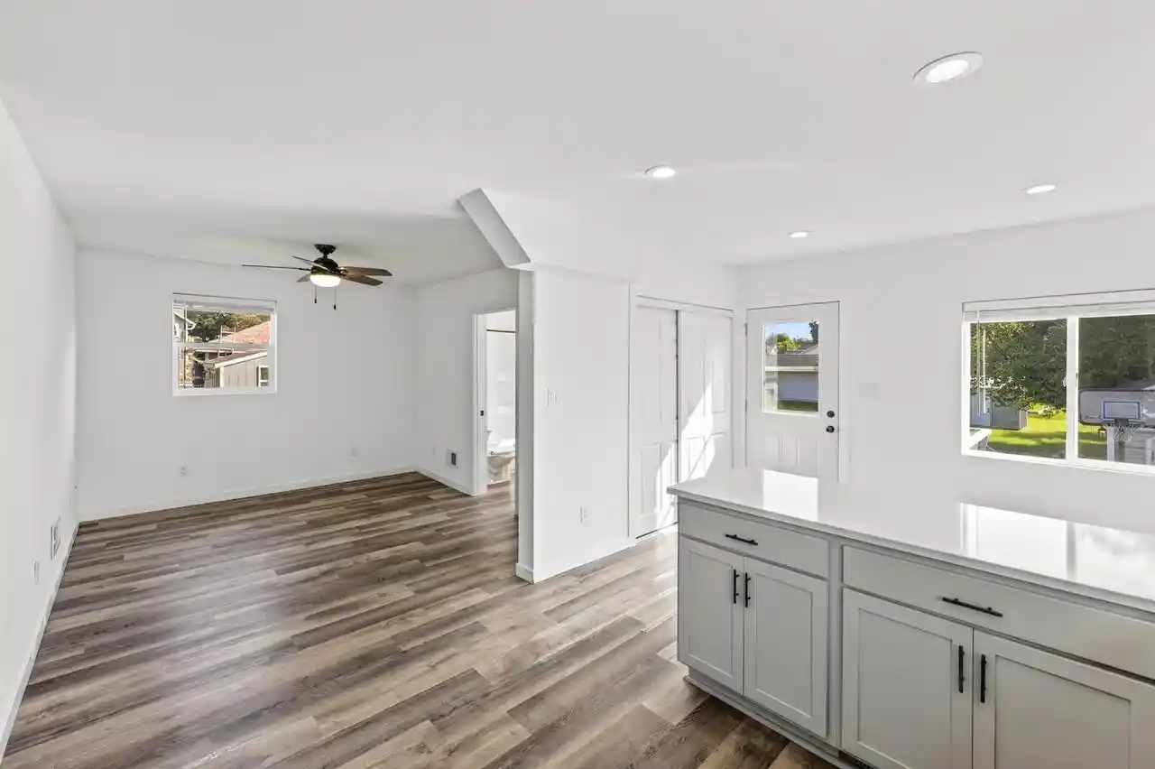 Photo 4 of Single family home for sale at 407 S Lincoln Ave, Beaver Dam, WI 53916 | MLS# 2030792 | Listing updated on 2026-09-15