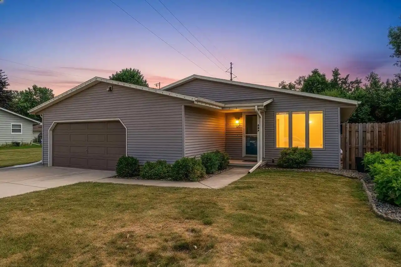Photo 1 of Sale Pending at 487 Superior Road Road, Green Bay, WI 54311 | MLS# 50331237 | Listing updated on 2026-09-15