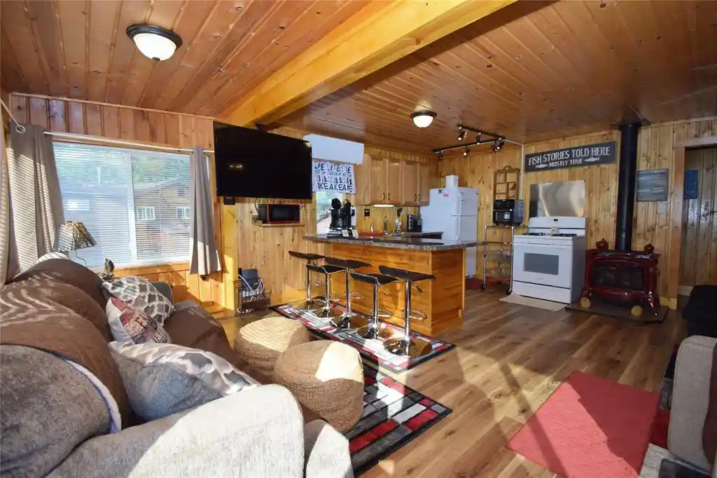 Photo 3 of Condo for sale at 6587 Blue Heron Bay Dr Dr, Siren, WI 54872 | MLS# 1604342 | Listing updated on 2026-08-24