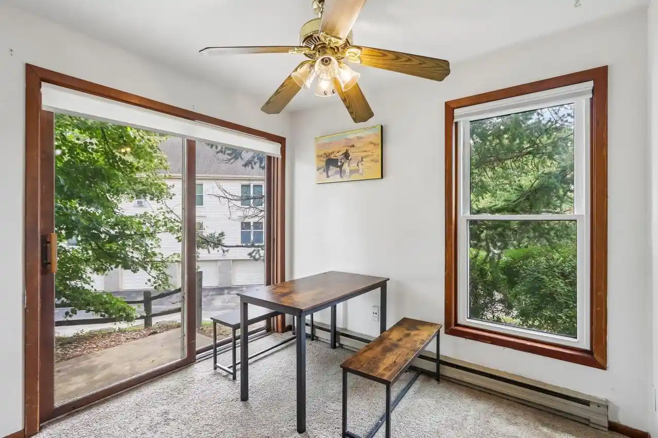 4th image of 6733 Park Edge Dr Dr #A, Madison, WI 53719 | MLS# 2030800