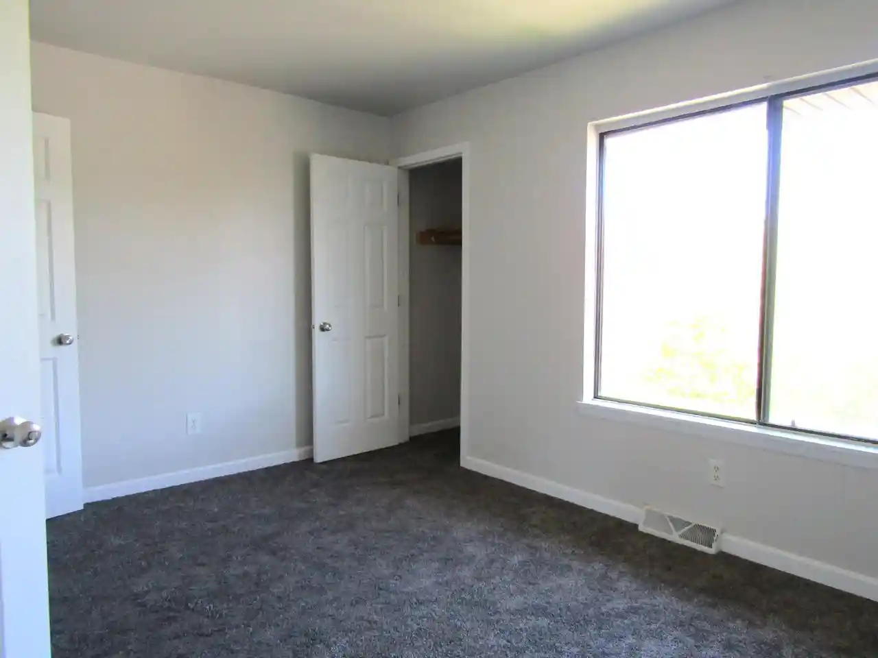 2nd image of 1429 Oakes Road Road #12, Mount Pleasant, WI 53406 | MLS# 1976679