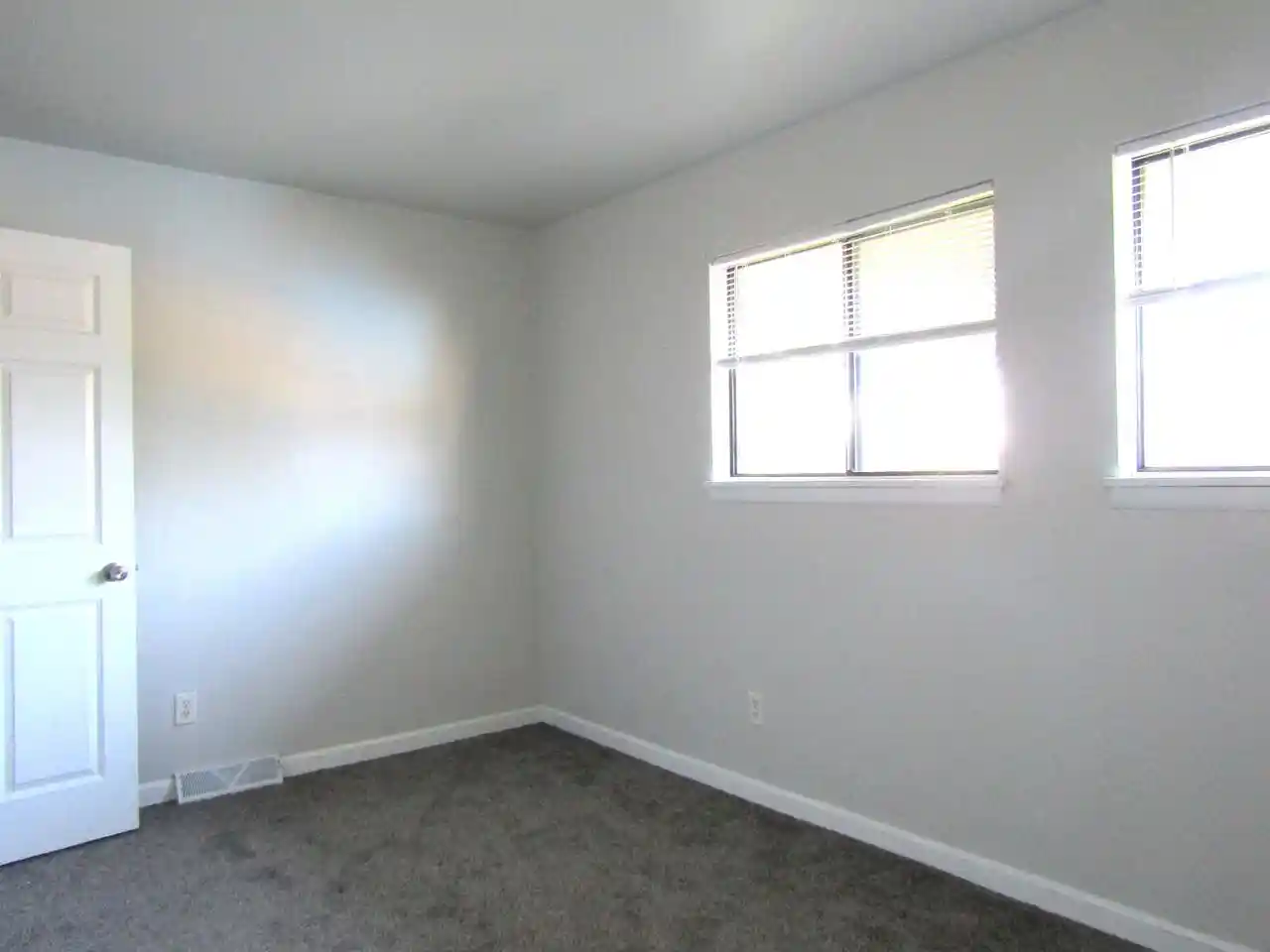4th image of 1429 Oakes Rd Rd, Mount Pleasant, WI 53406