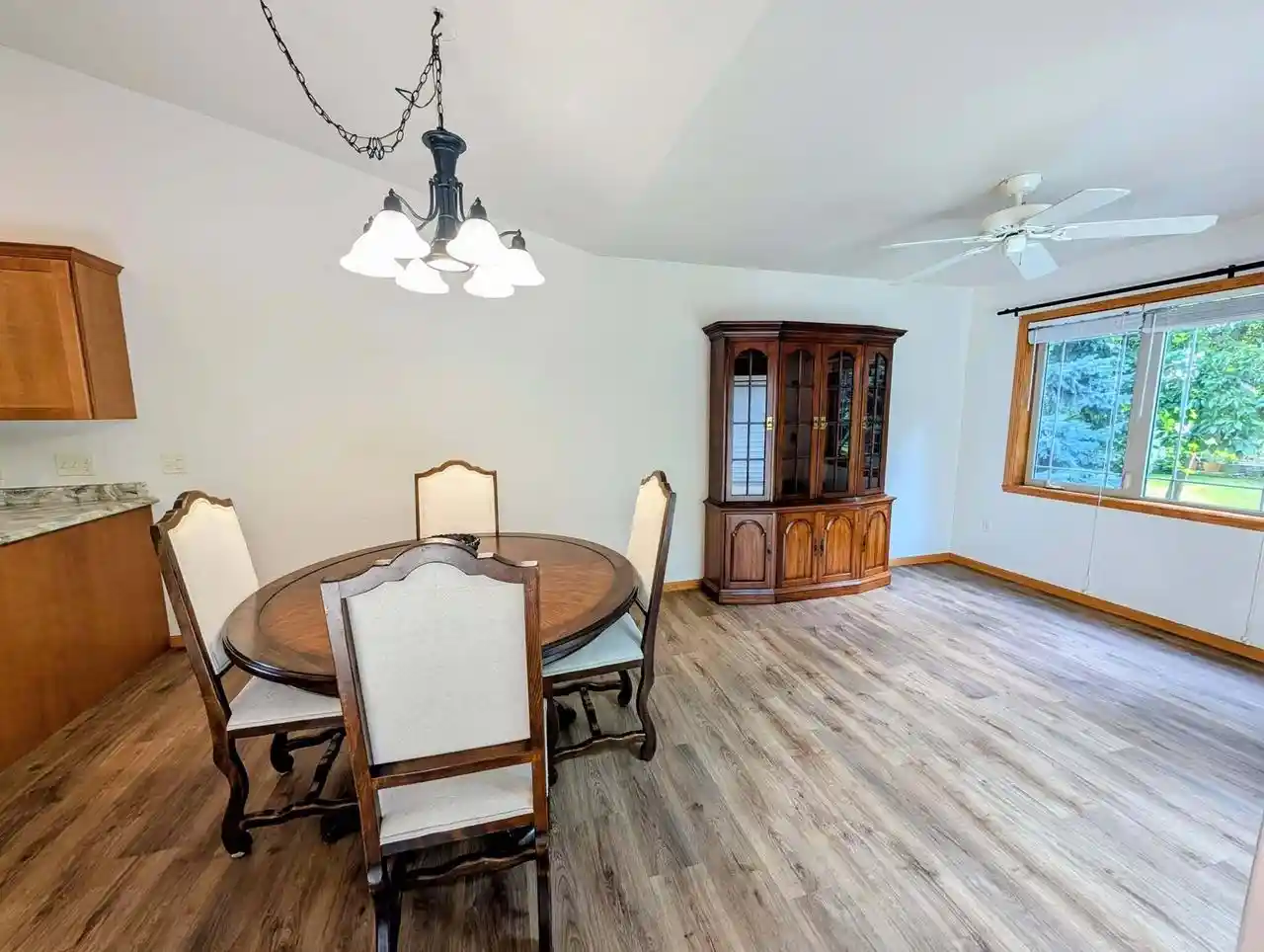 4th image of 2645 Havenwood Dr Dr Dr, Oshkosh, WI 54904