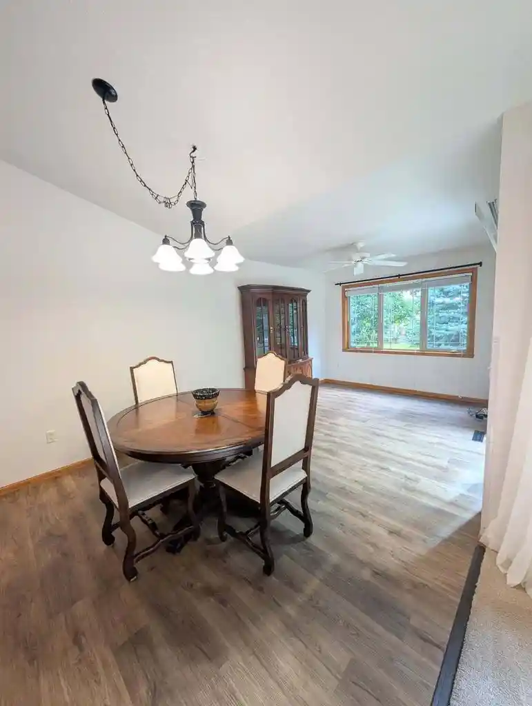5th image of 2645 Havenwood Dr Dr Dr, Oshkosh, WI 54904
