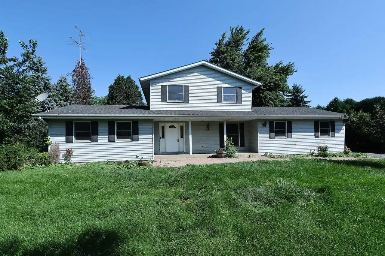 1st image of 4600 Springbrook Road Road, Pleasant Prairie, WI 53158 | MLS# 1976687