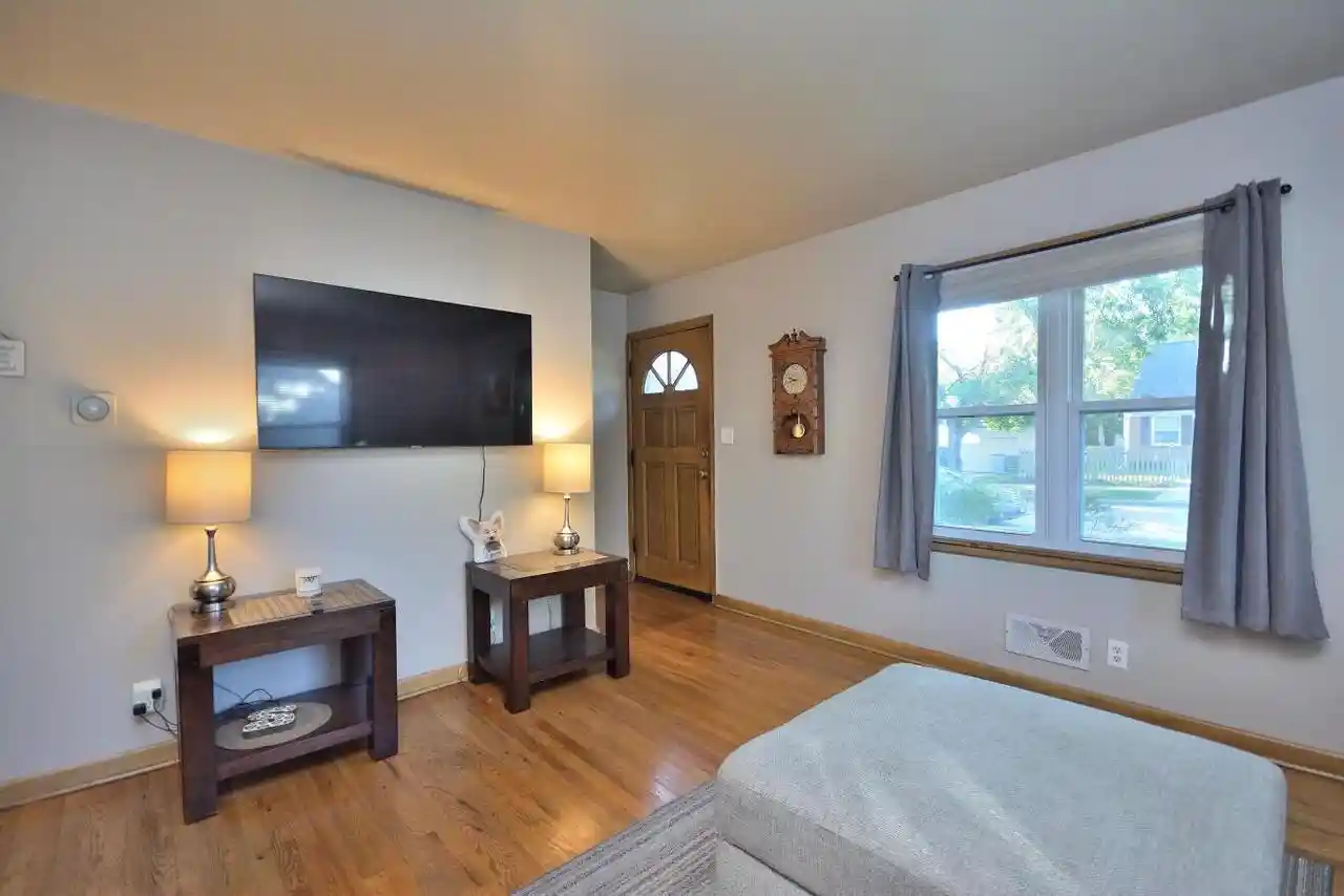 Photo 3 of Single family home for sale at 5010 W Euclid Avenue Avenue, Milwaukee, WI 53219 | MLS# 1976690 | Listing updated on 2026-09-08