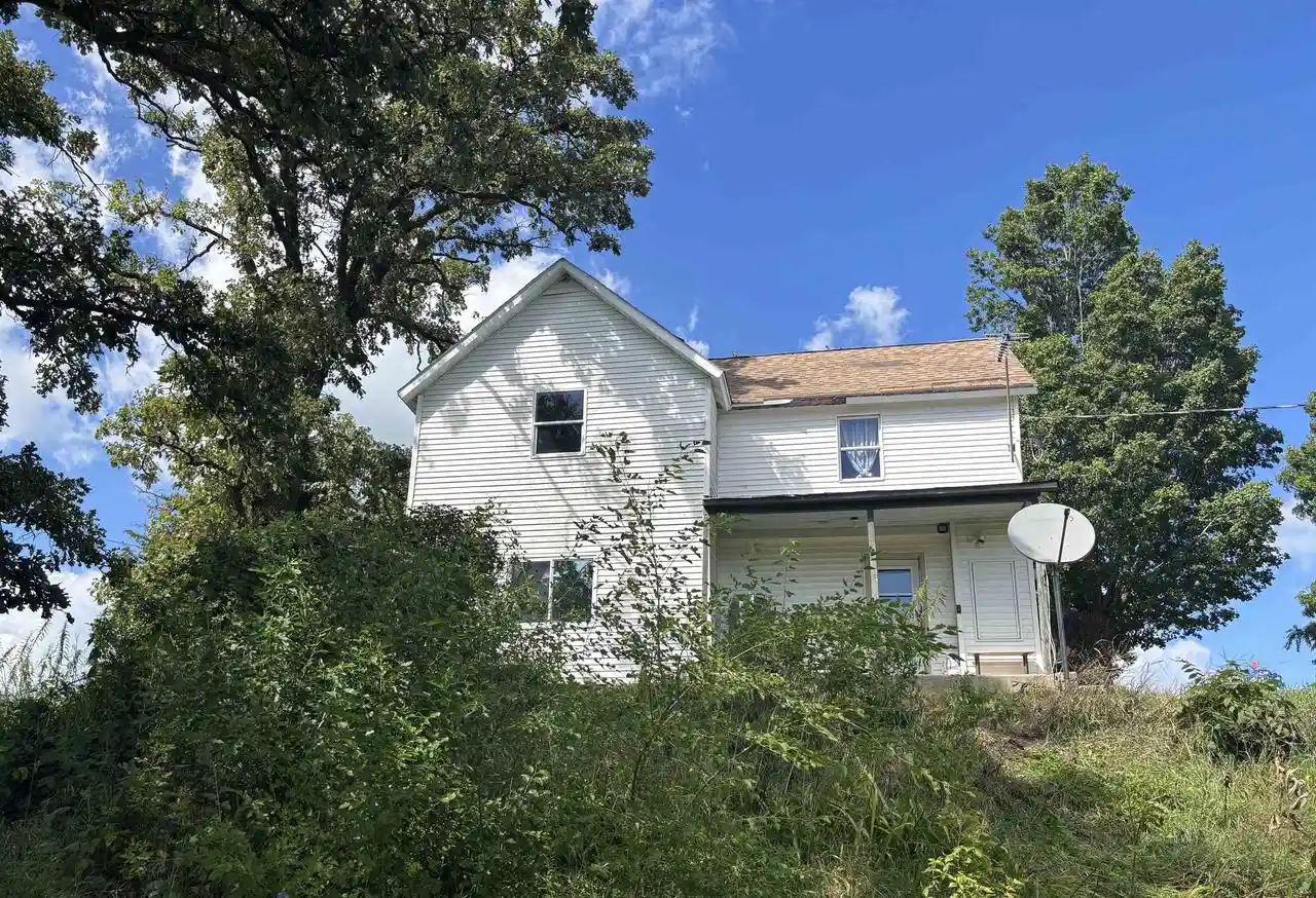 1st image of 12349 Otter Creek Road Road, Darlington, WI 53530 | MLS# 2030808