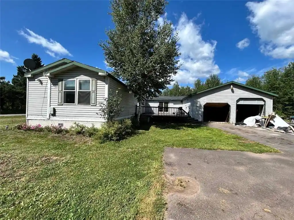 5th image of 2895 S Wright Avenue Avenue, Superior, WI 54880 | MLS# 7129058