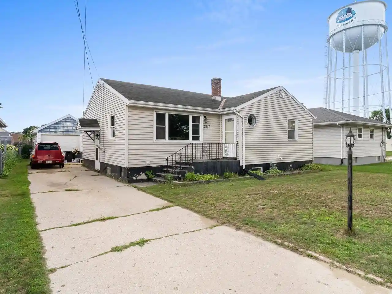 1st image of 2517 13th Street Street, Two Rivers, WI 54241 | MLS# 1976697