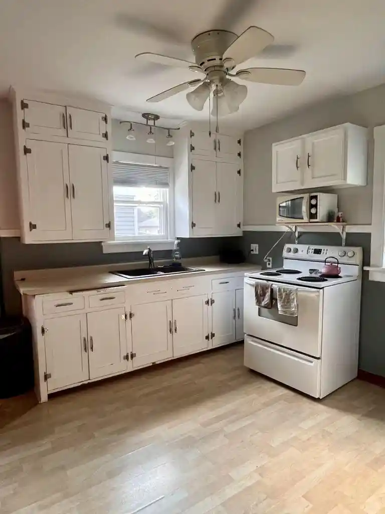 5th image of 2021 Johnson Street Street, La Crosse, WI 54601 | MLS# 1976702