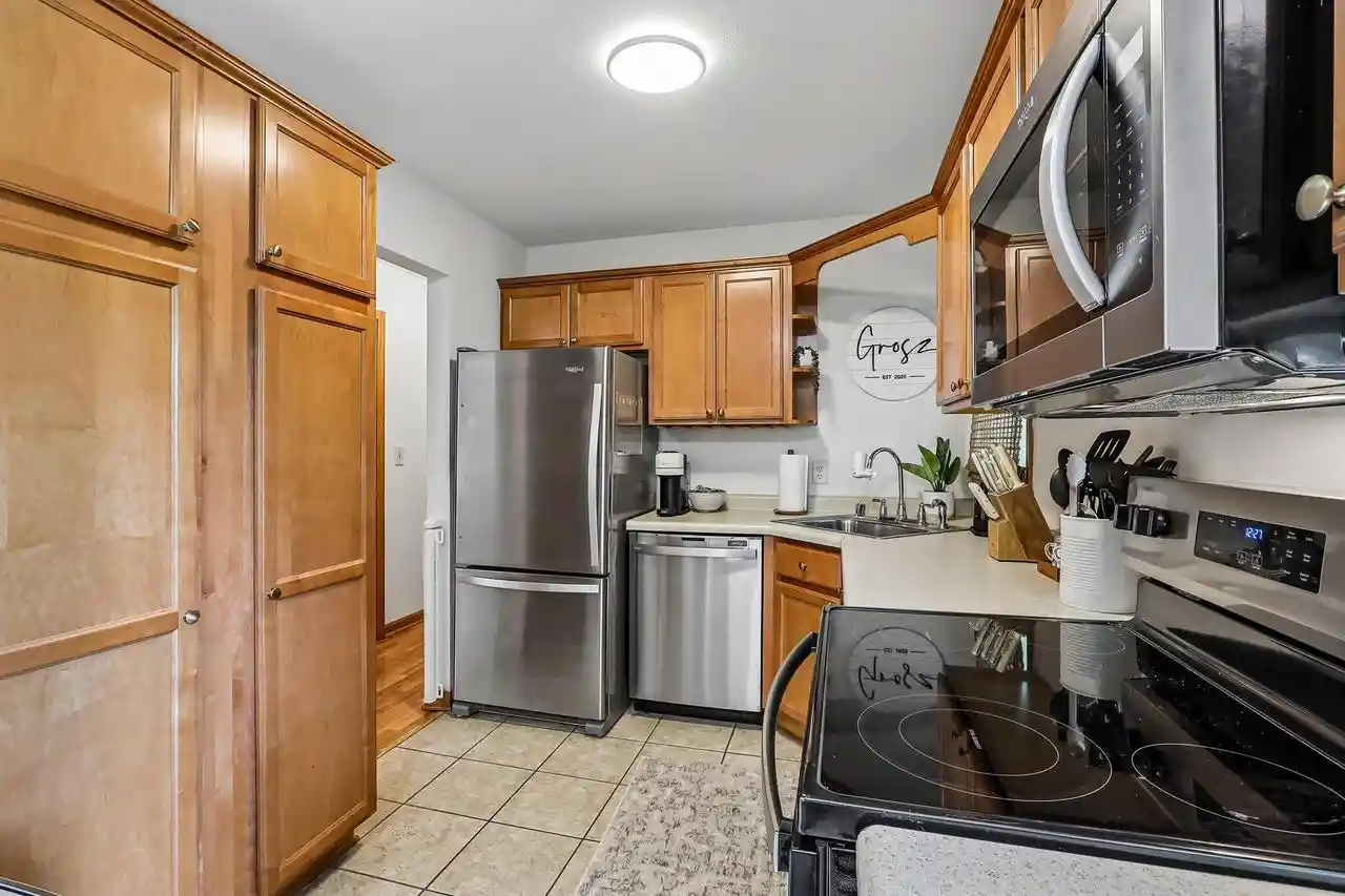 3rd image of 4376 S 84Th Street Street, Greenfield, WI 53228 | MLS# 1976704