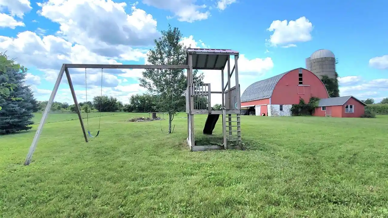 Photo 3 of Single family home for sale at N3442 Center Road Road, Waupun, WI 53963 | MLS# 2030814 | Listing updated on 2026-08-27