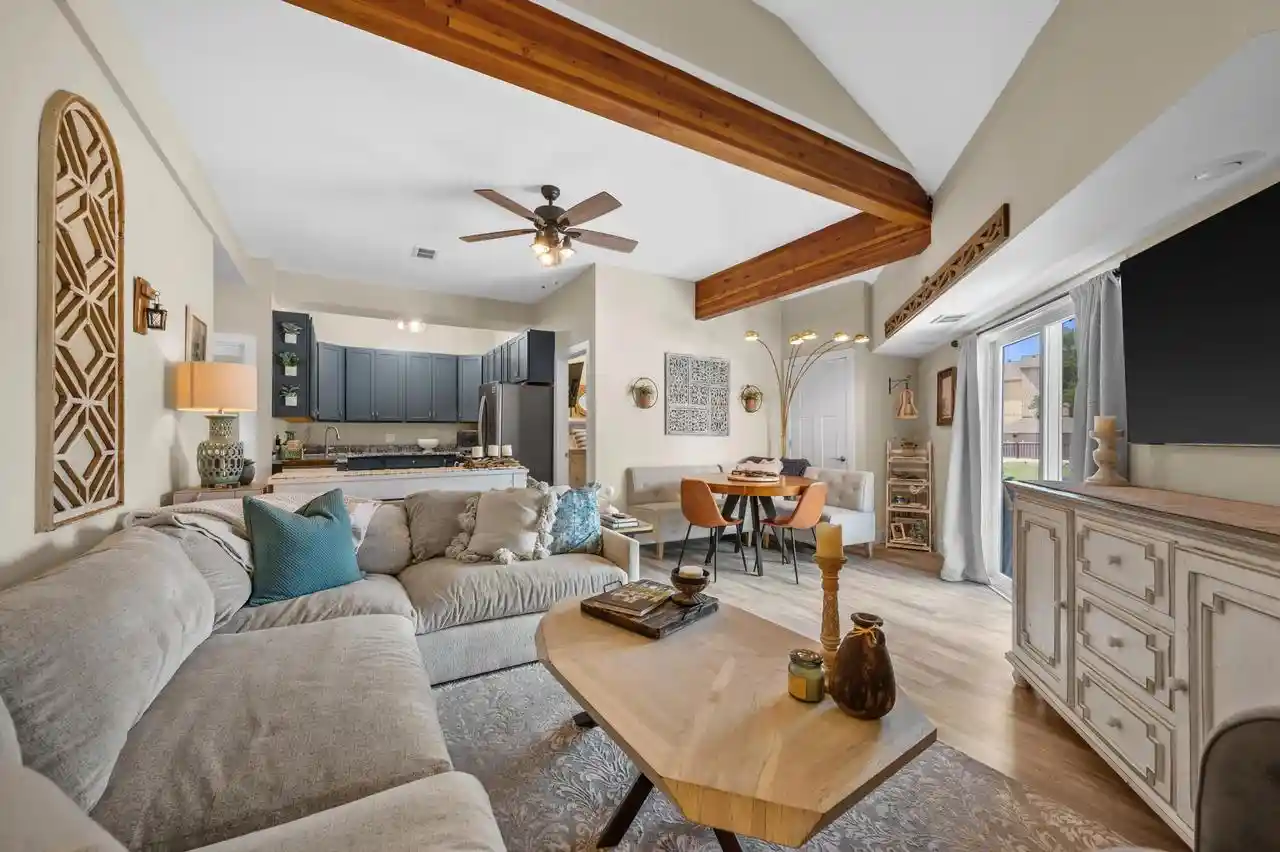 2nd image of 100 Main Street Street #102, Pewaukee, WI 53072 | MLS# 1976722