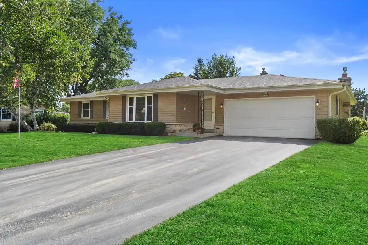 1st image of W222n2281 Glenwood Lane Lane, Waukesha, WI 53186 | MLS# 1976726