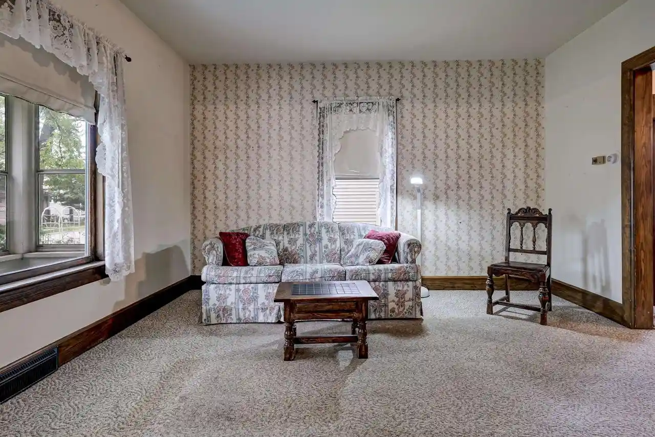 2nd image of 801 Lincoln Street Street, Green Bay, WI 54303 | MLS# 50331245