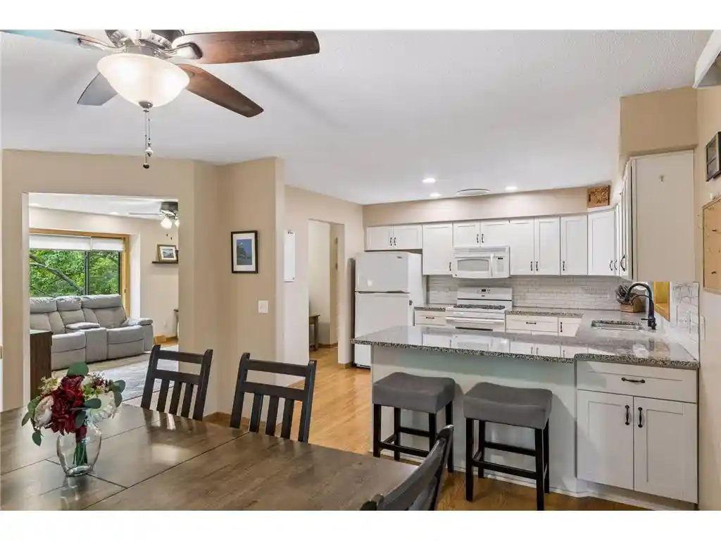 Photo 3 of Sale Pending at 1076 Cottonwood Dr Dr, Hudson, WI 54016 | MLS# 7127974 | Listing updated on 2026-09-18