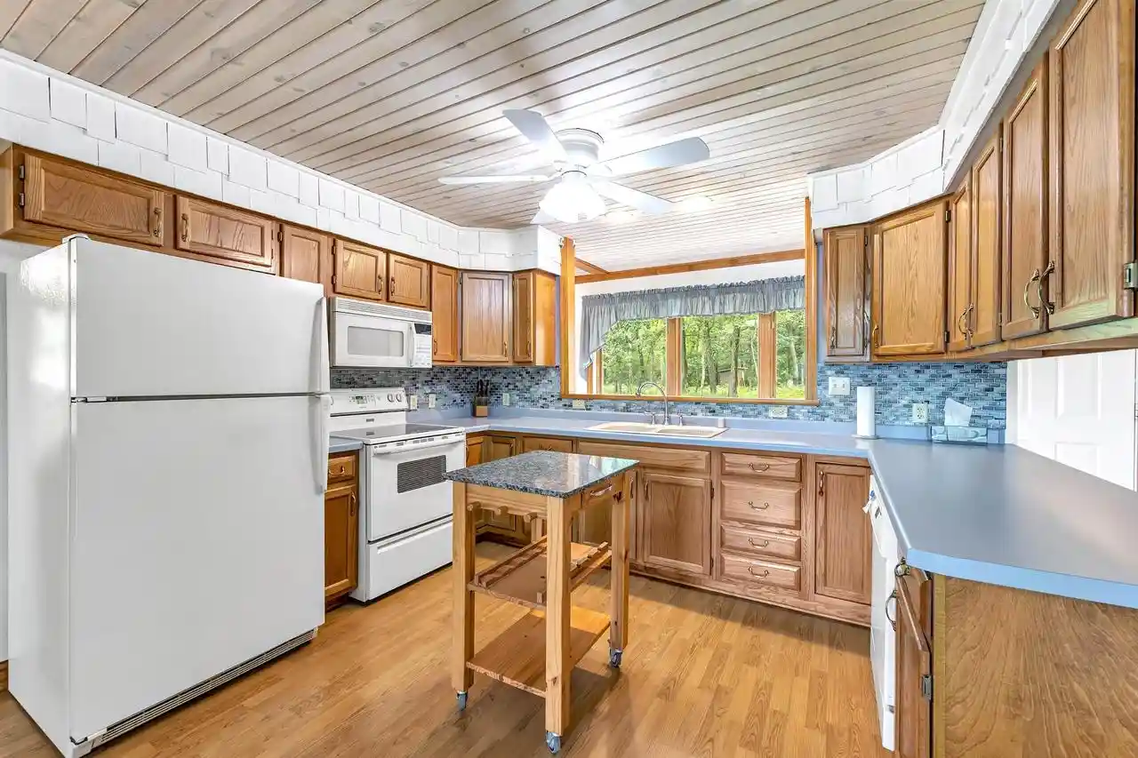 3rd image of N6278 8Th Dr Dr, Plainfield, WI 54966 | MLS# 50331241