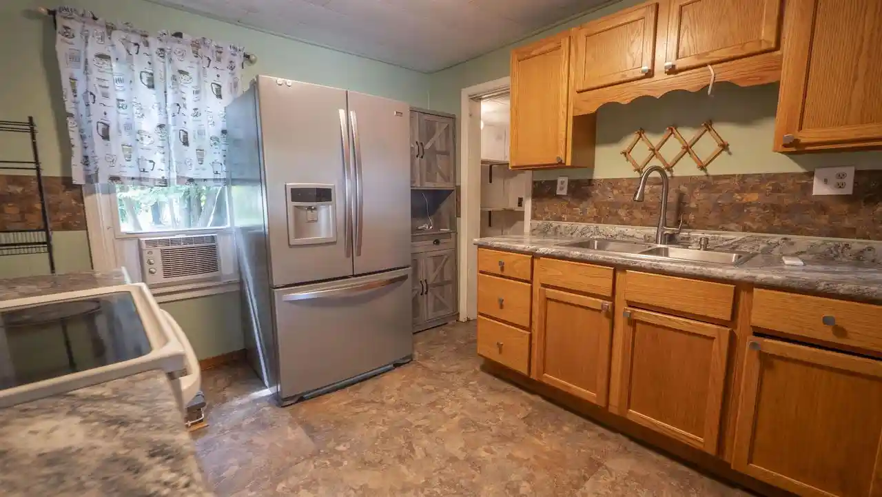3rd image of 131 Pine Street Street, Waupaca, WI 54981 | MLS# 50331242