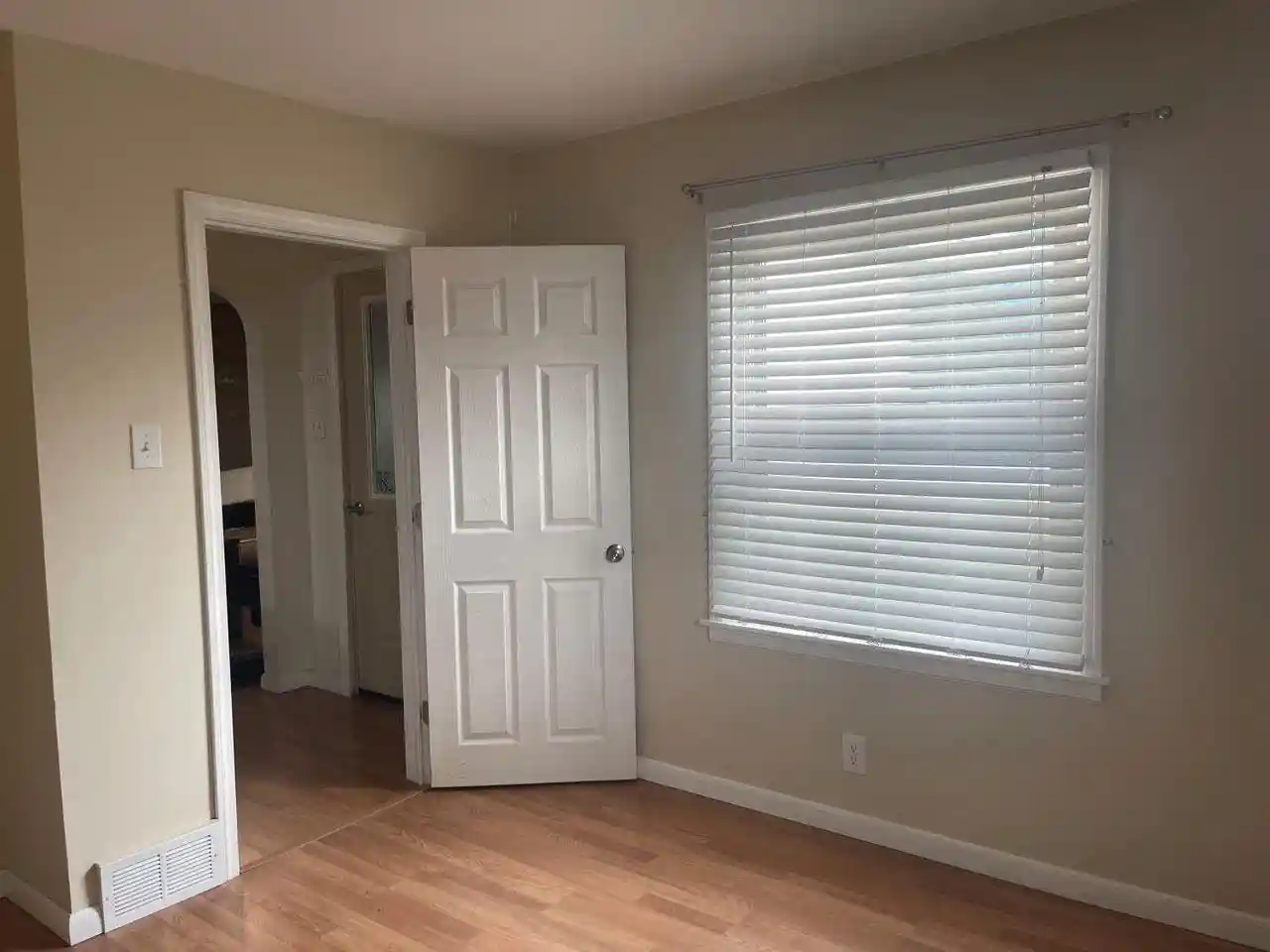 3rd image of 708 E Breitung Avenue Avenue, Kingsford, MI 49802 | MLS# 50331248