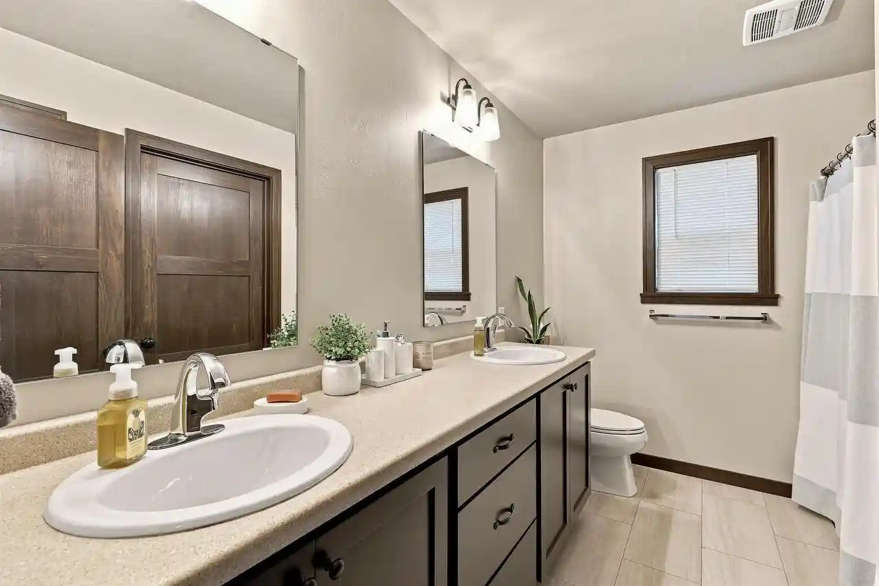 Photo 4 of Single family home for sale at 2014 Bear Paw Trail Trail, Kaukauna, WI 54130 | MLS# 50331249 | Listing updated on 2026-09-11
