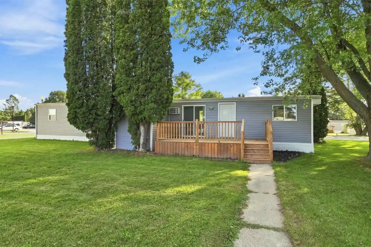 1st image of 2 Algonquin Trail Trail, Sheboygan, WI 53081 | MLS# 2030829